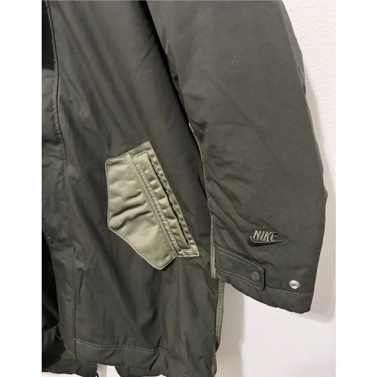Nike clothing - Nike Sportswear Therma-Fit White Space Parka - Sequoia/Medium Olive-Light Stone (UPC: 195242731017) 6