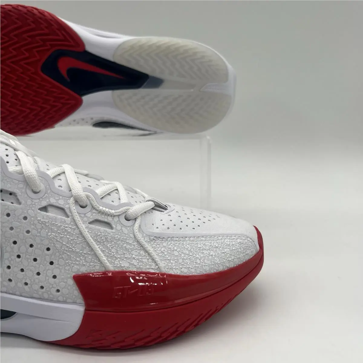 Nike shoes - Nike Air Zoom GT Cut 3 - HM9425 100 - White 0