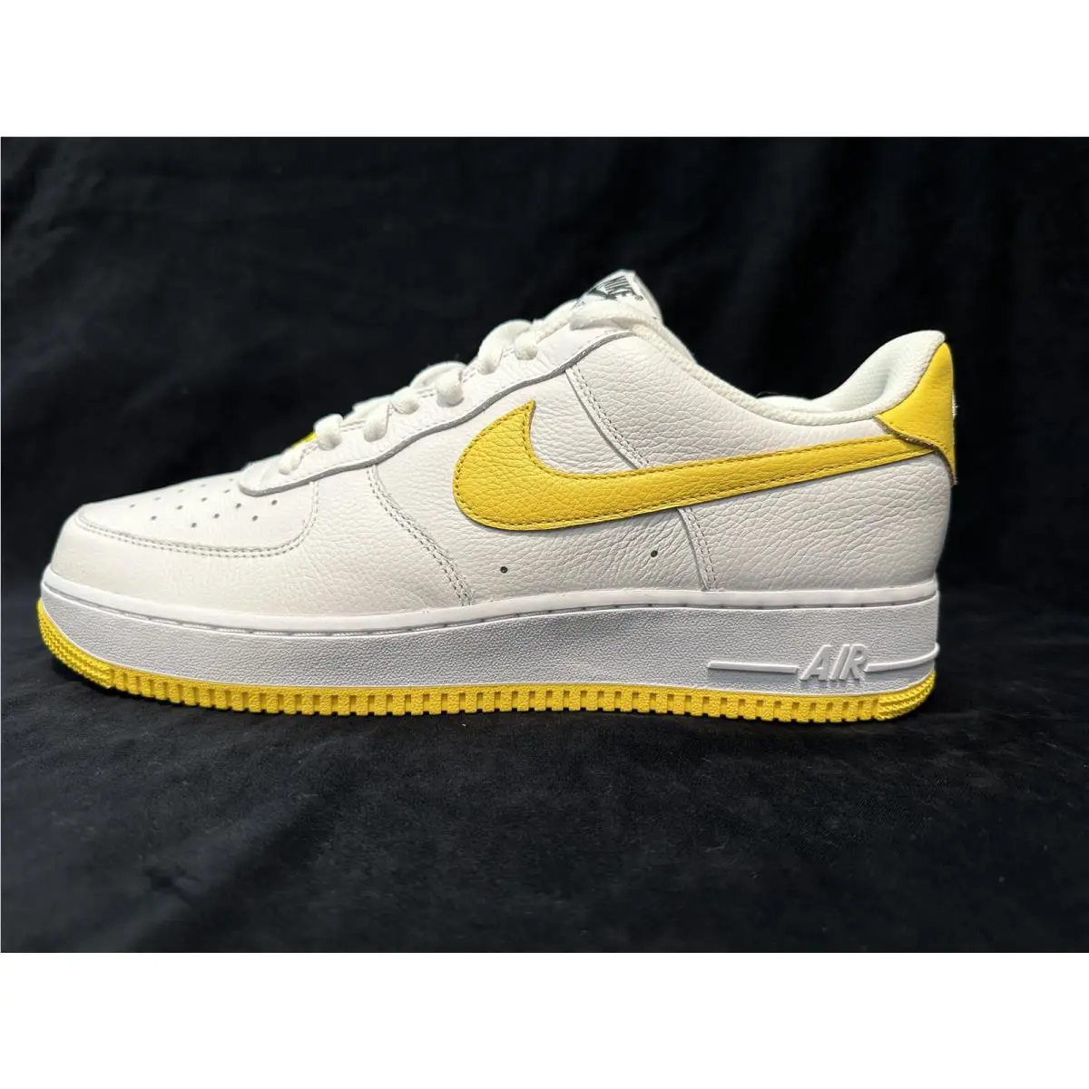 Nike shoes - Nike Air Force - Air Force - Yellow 1