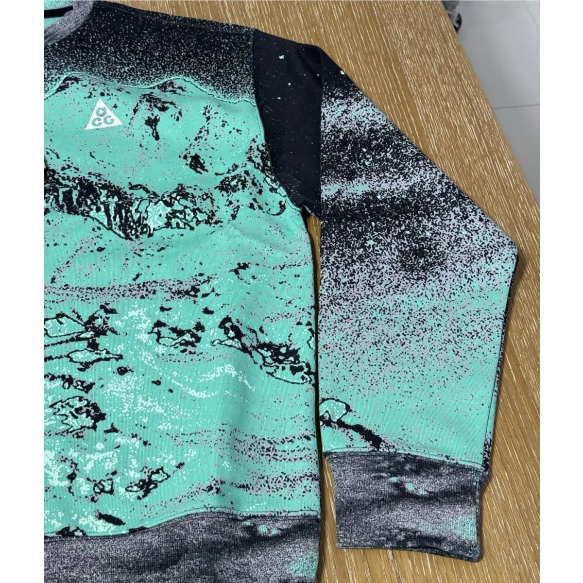 Nike clothing - Green 1