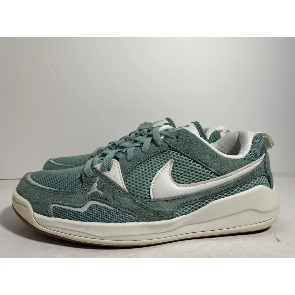 Nike shoes - Jordan Comfort Era - Comfort Era - HJ6778 002 - Green (UPC: 198481579006) 2