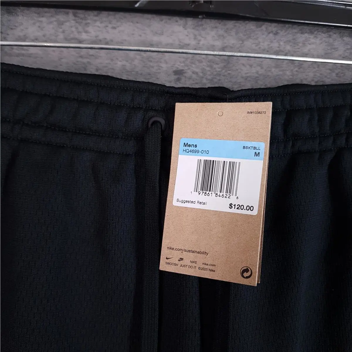 Nike clothing - Black (UPC: 197861849173) 2