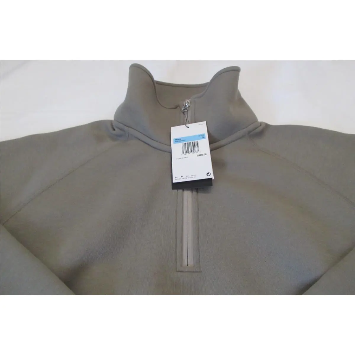 Nike clothing - Grenis Gray (UPC: 191983209150) 0