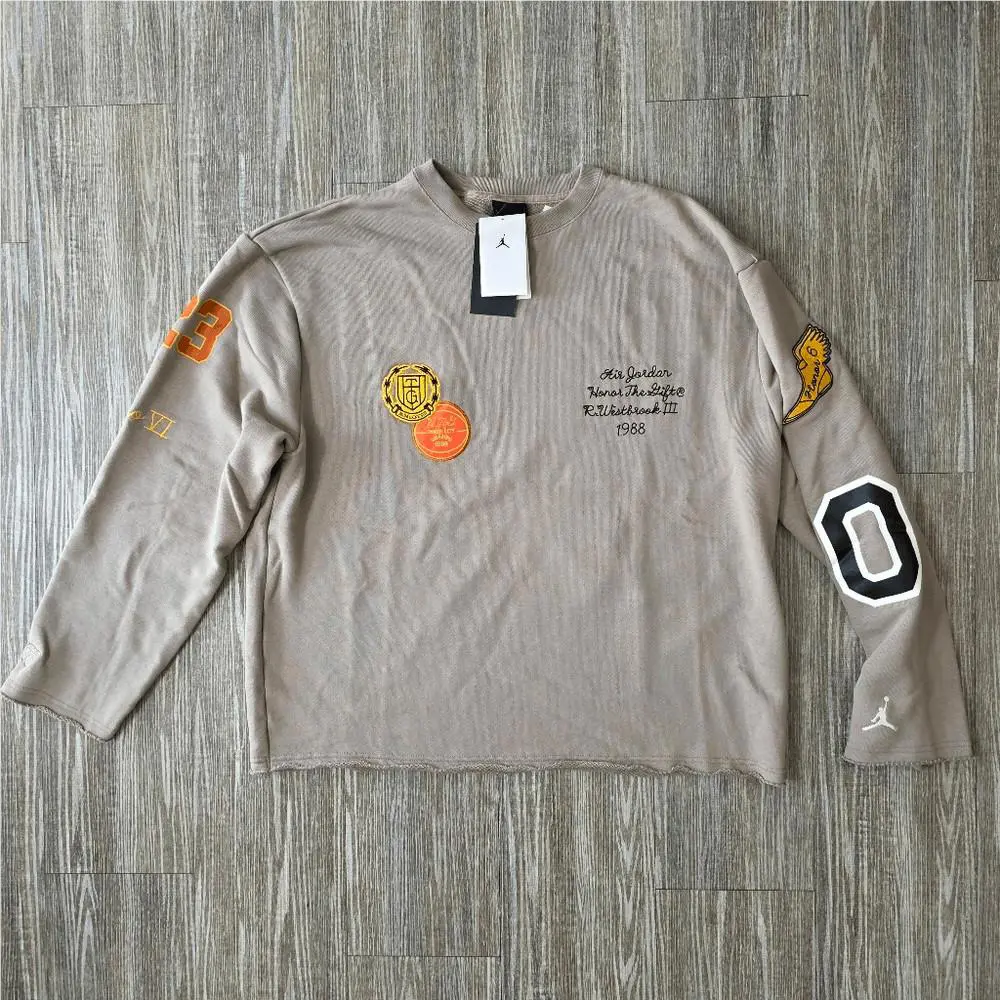 Nike clothing - Gray, Exterior: Multicolor 1
