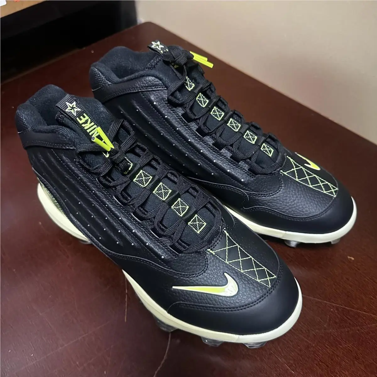 Nike shoes - Black 0