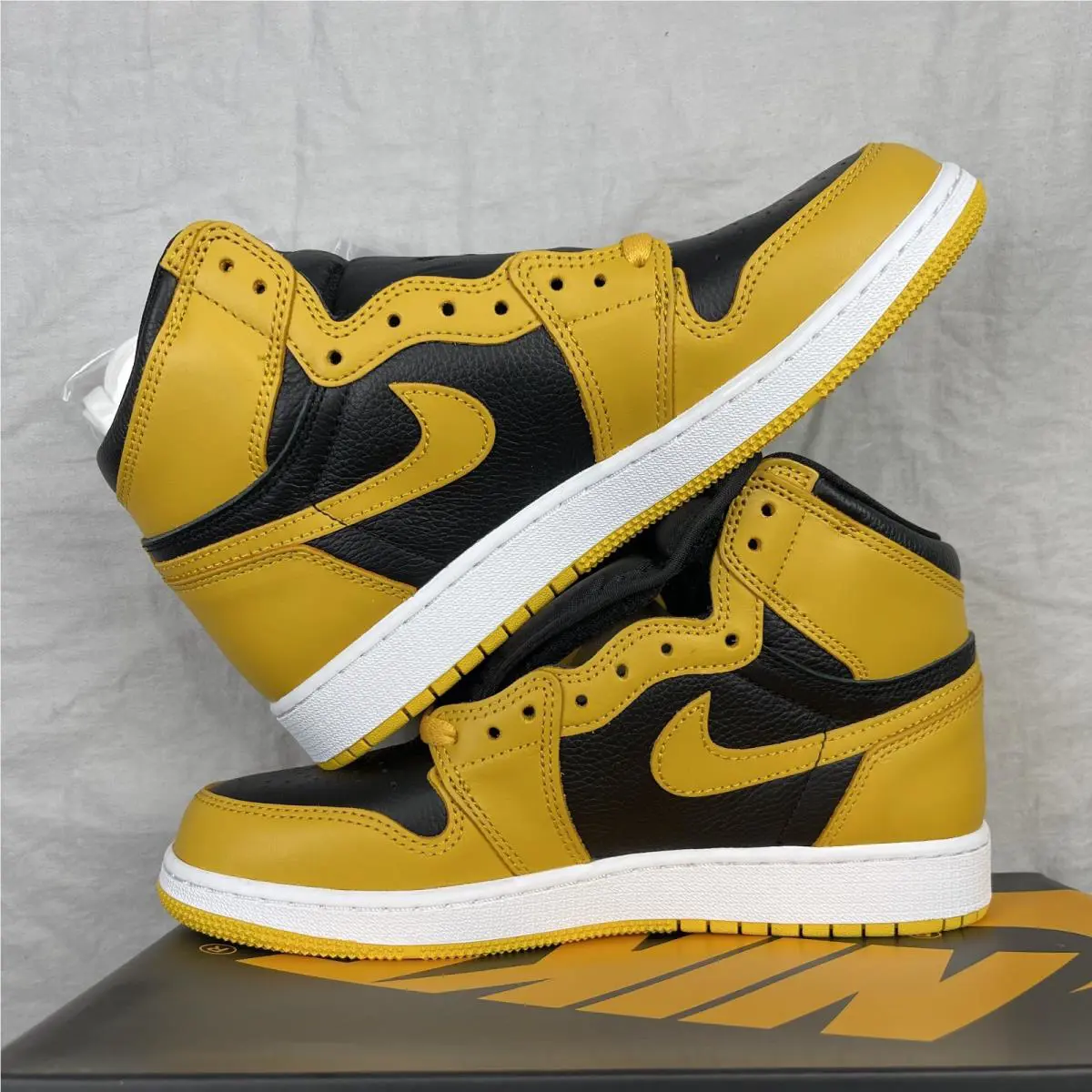 Nike shoes - Air Jordan 1 - Air - Black 5
