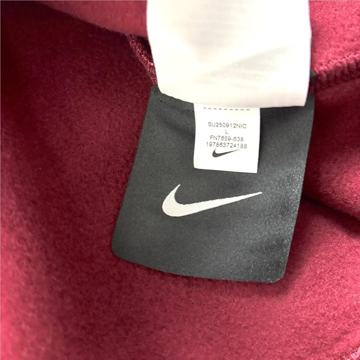 Nike clothing - Red (UPC: 197863724188) 4