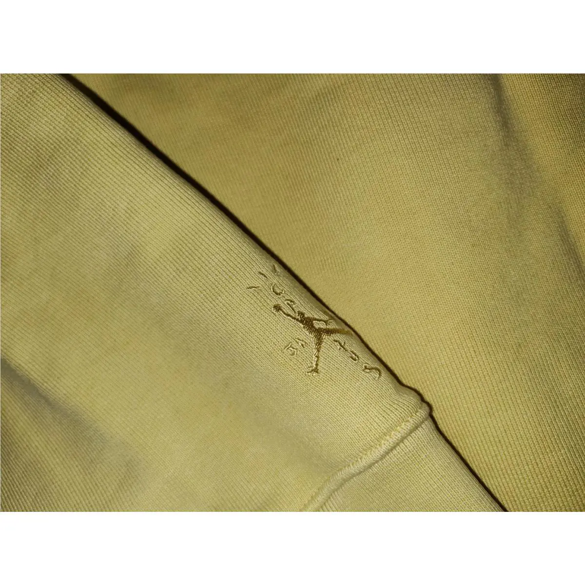 Nike clothing - Yellow (UPC: 197599215486) 6