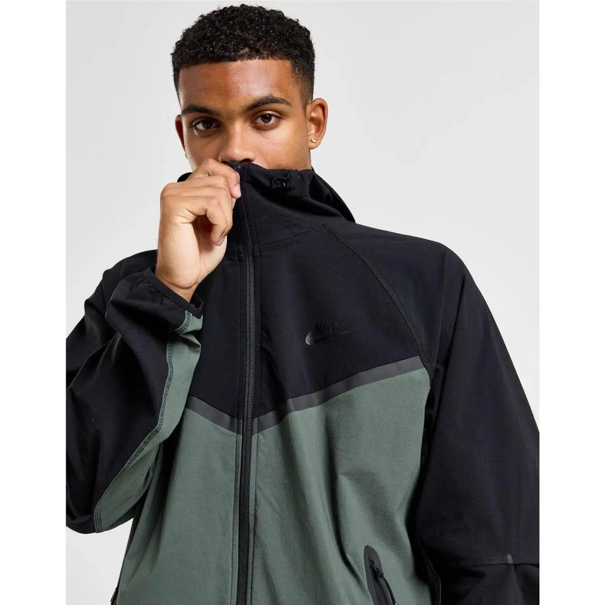 Nike clothing - Green (UPC: 197600955790) 4