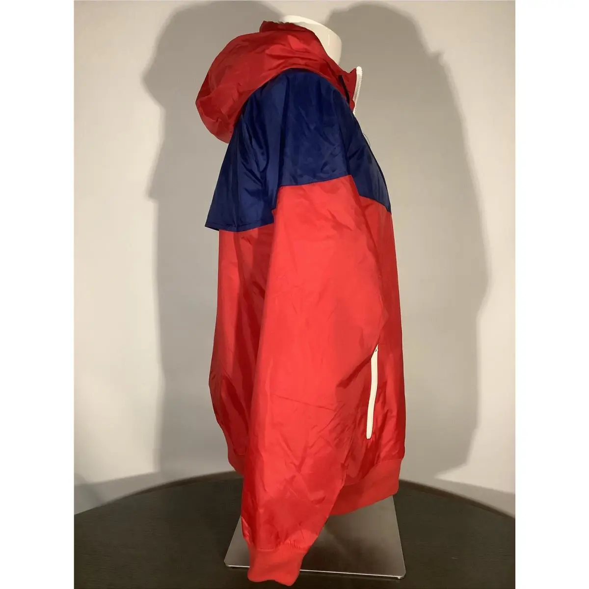 Nike clothing - Nike Windrunner - Windrunner - AR2191-657 - Red/White/Blue (UPC: 884726178164) 2