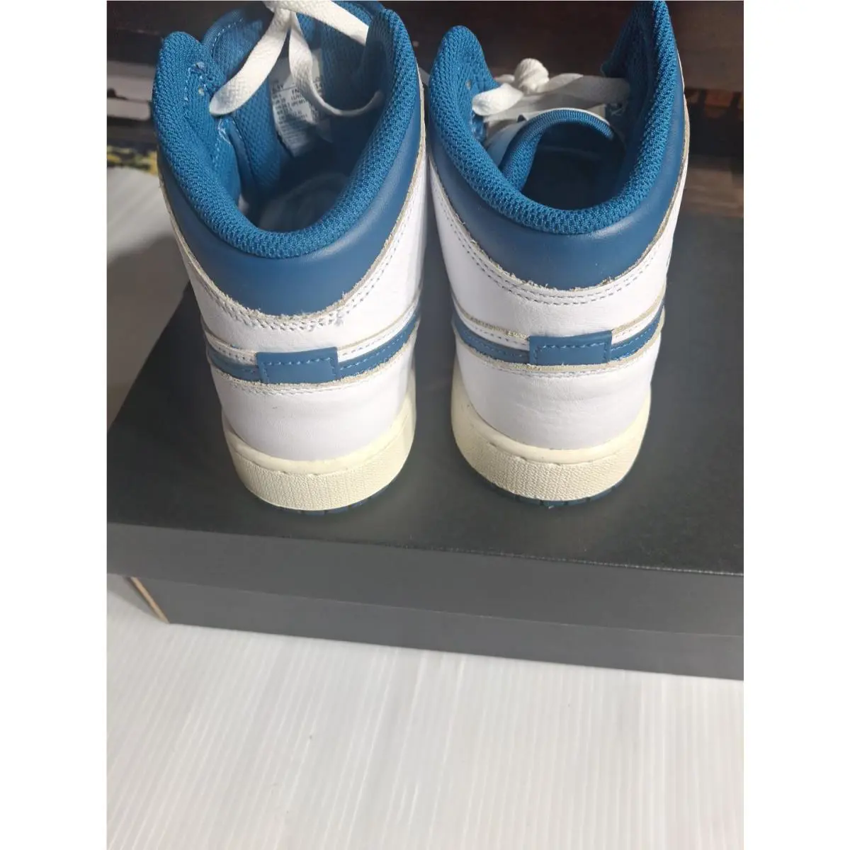 Nike shoes - Air Jordan 1 Mid SE - 20927834 - White 15