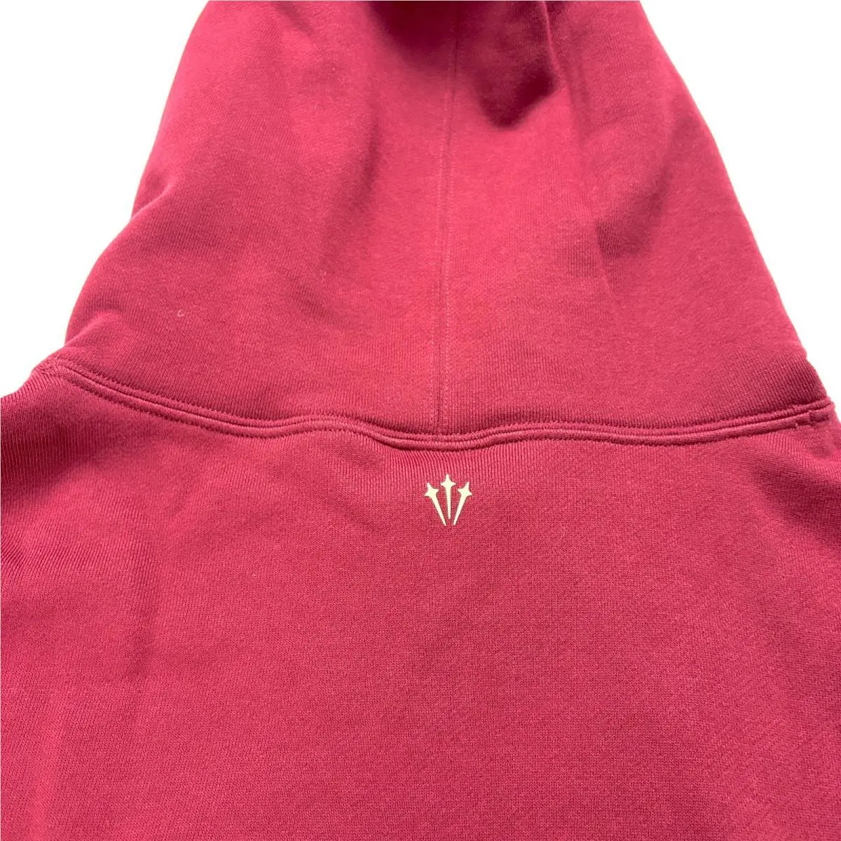 Nike clothing - Red (UPC: 197863724119) 8