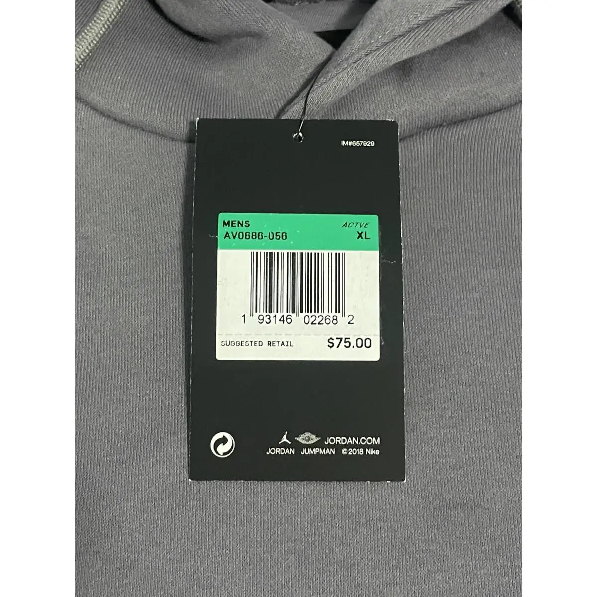 Nike clothing - AV0686-056 - AV0686-056 - Gunsmoke Grey/Metallic Gold (UPC: 0193146022682) 3