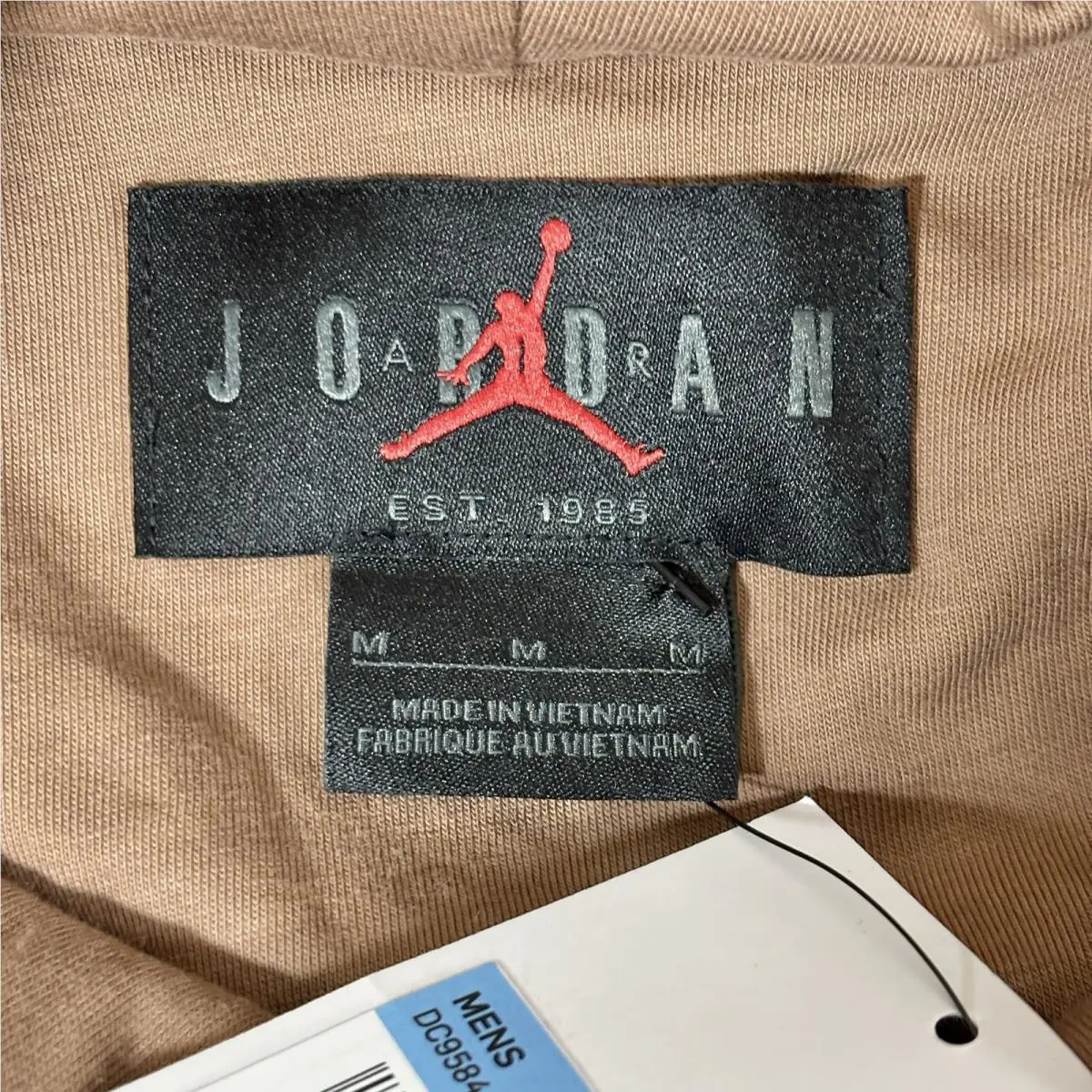 Nike clothing - Tan Brown Khaki 1
