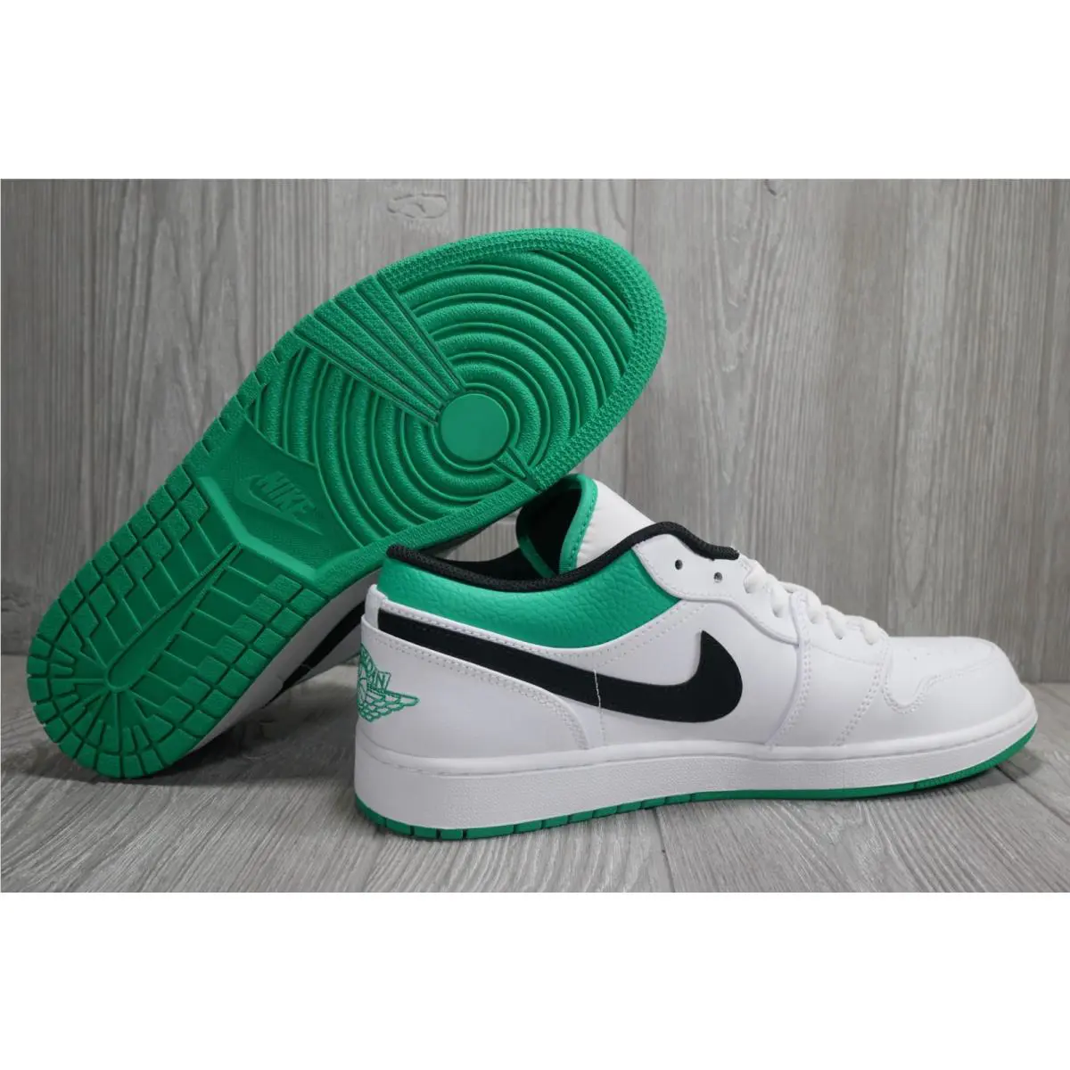 Nike shoes - Nike Air Jordan 1 - Air - White 4