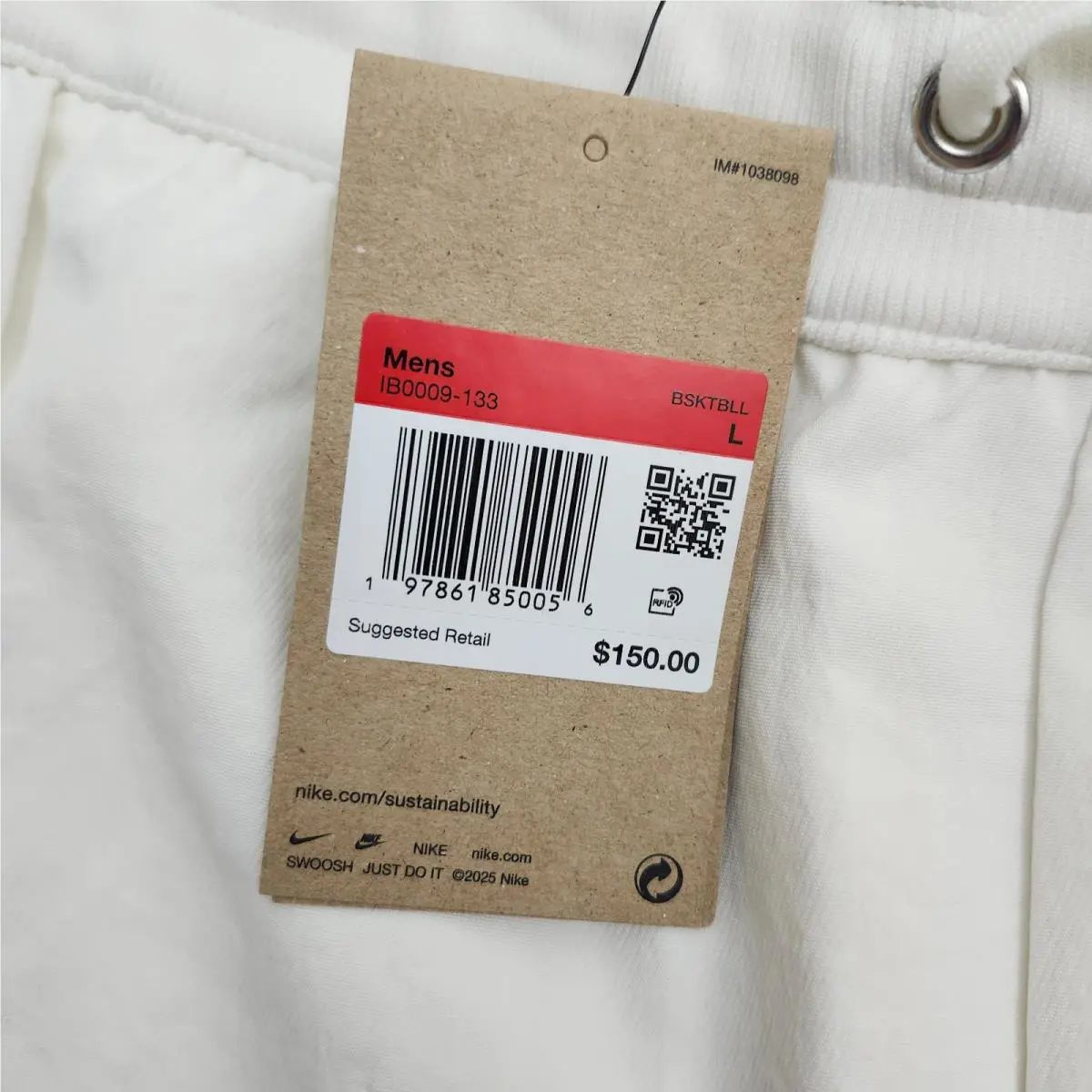 Nike clothing - White 2