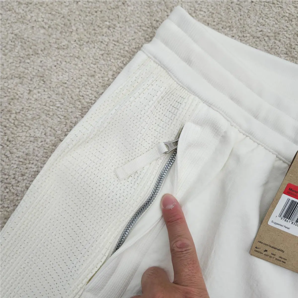 Nike clothing - White 3