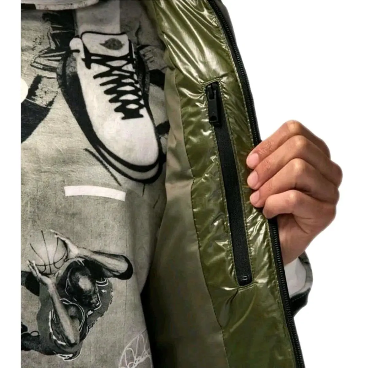 Nike clothing - Nike Air Jordan Jumpman Gilet Bodywarmer - Olive Green & Black 3