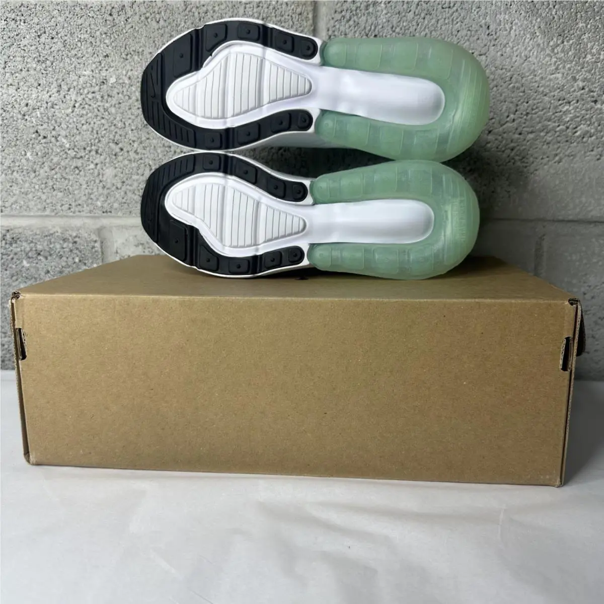Nike shoes - Nike Air Max 270 - Air Max - DQ7652-100 - White 3