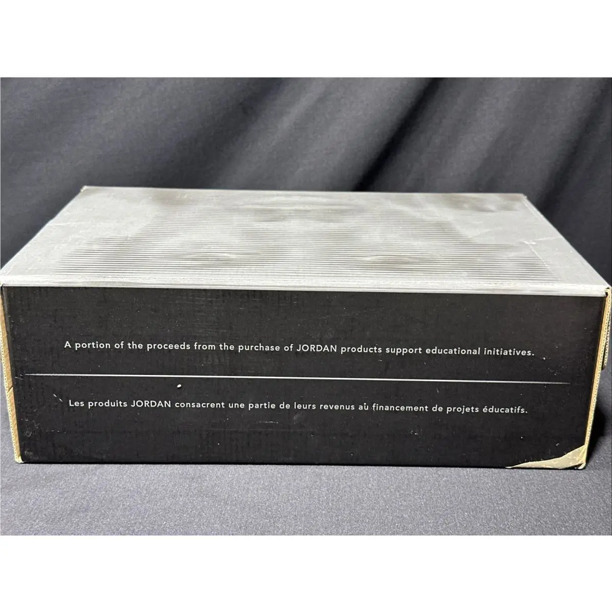 Nike shoes - Air Jordan XI - Air - 833001 102 - White 11