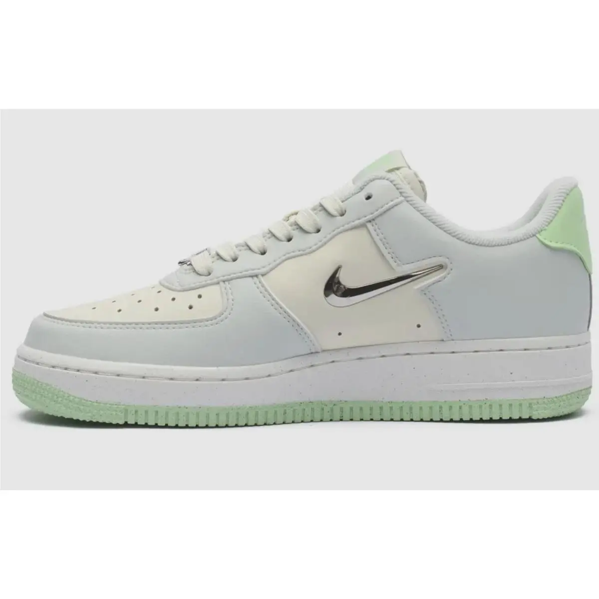 Nike Wmns Air Force 1 07 Next Nature Sea Glass Vapor Green Women`s Size 7.5 001