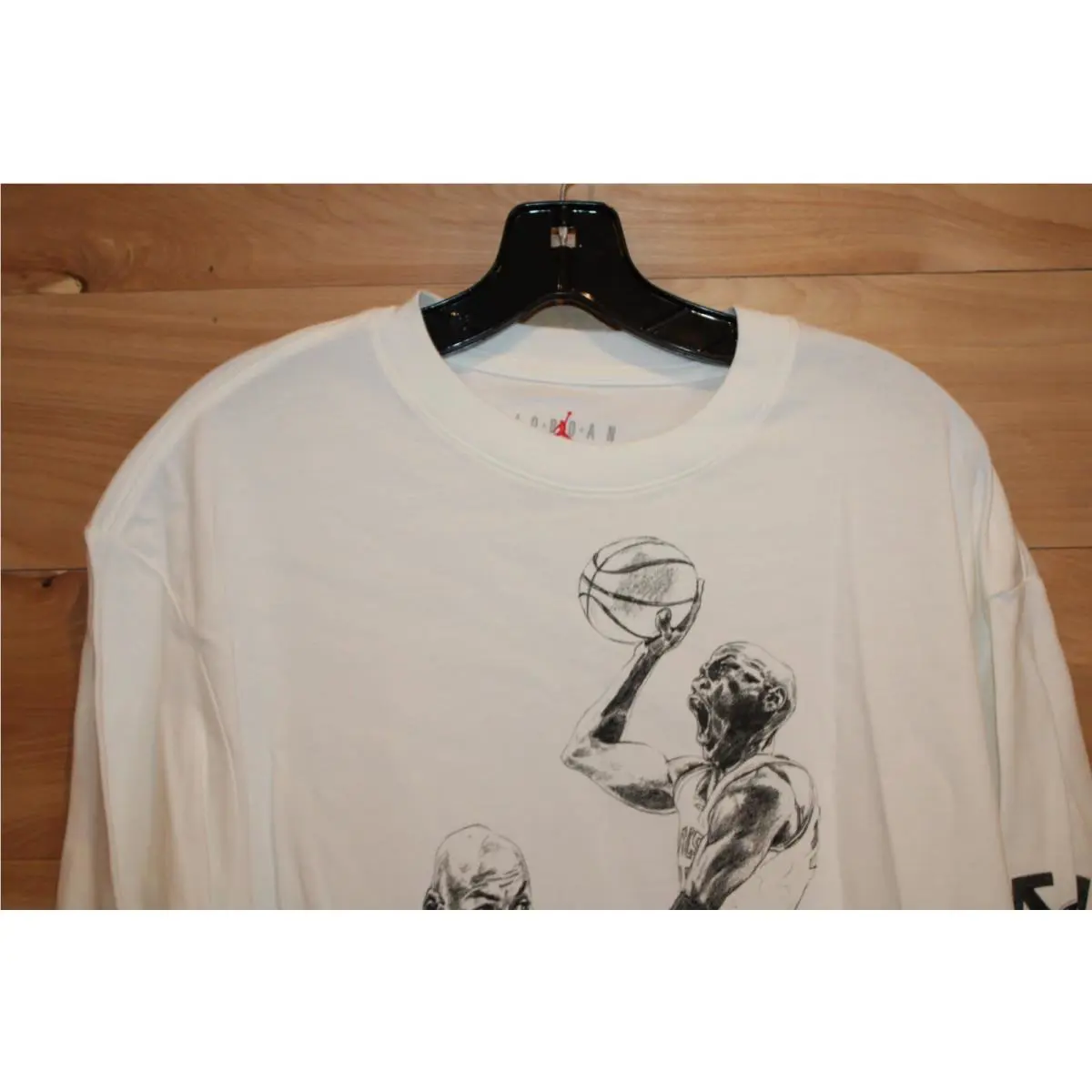 Nike clothing - White (UPC: 194955429273) 0