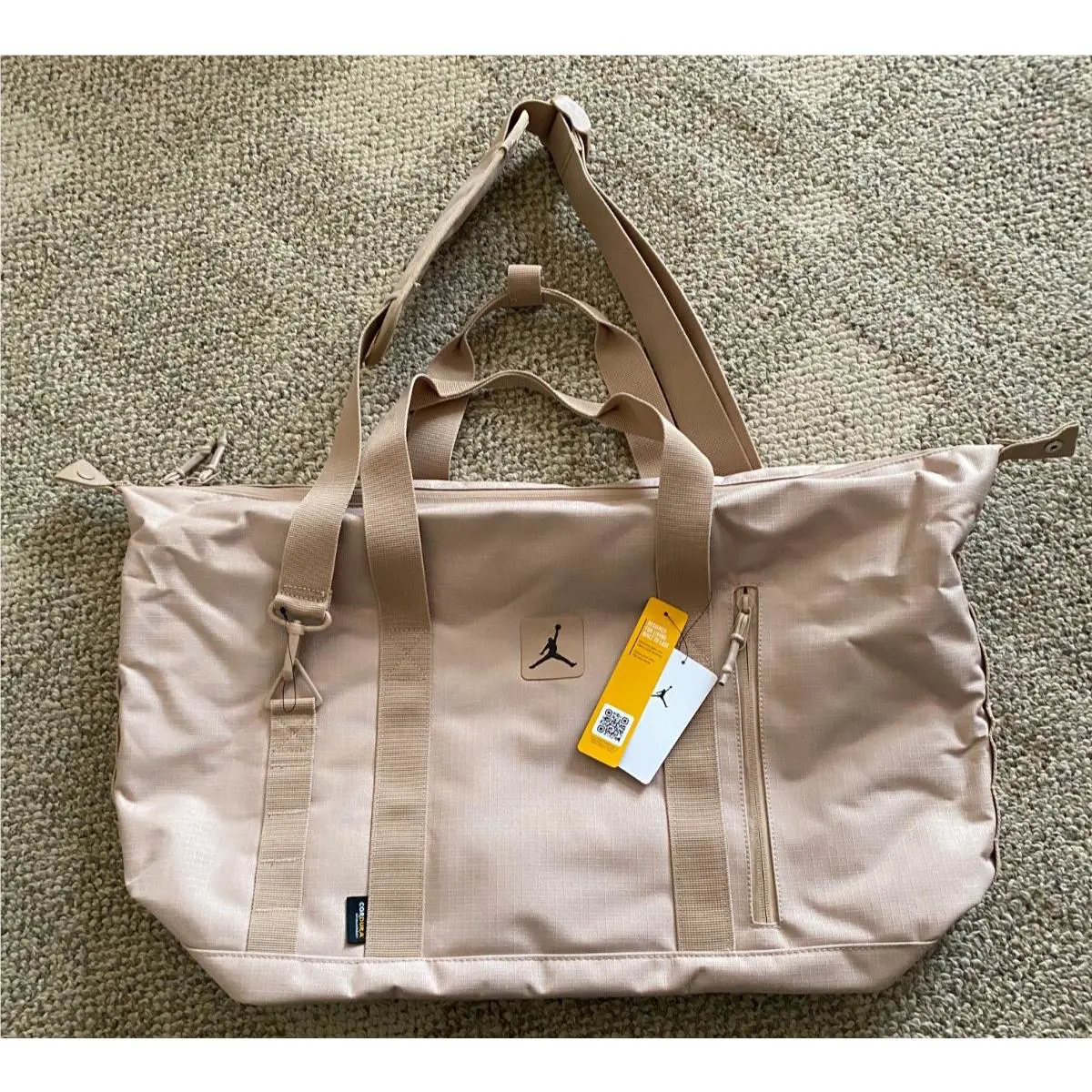 Nike Jordan Duffle Bag Gym Cordura Ripstop MA0900-XA3 16 H x 18 W x 8-1/2 D