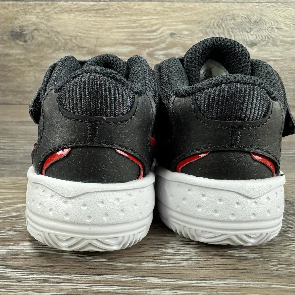Nike shoes - Jordan Max Aura - Max Aura - Black (UPC: 196152216892) 2