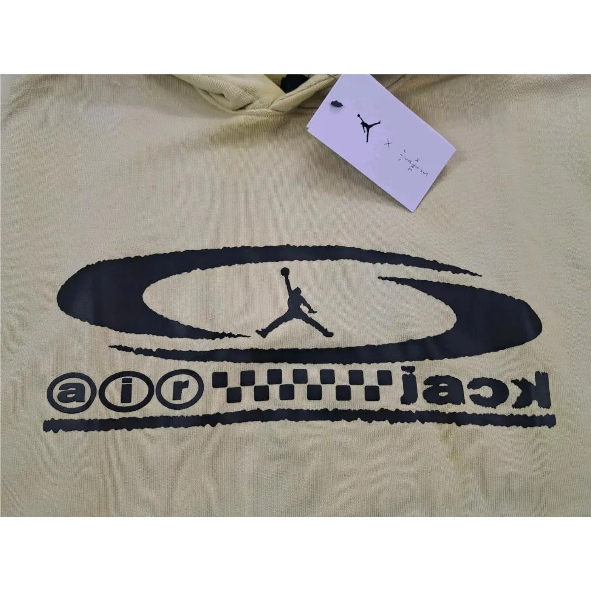 Nike clothing - Yellow 1