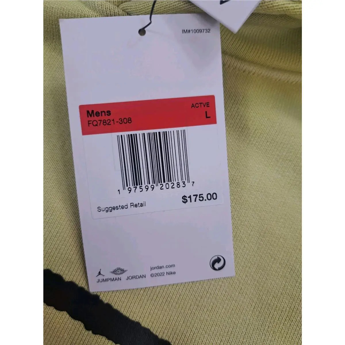 Nike clothing - Yellow 6