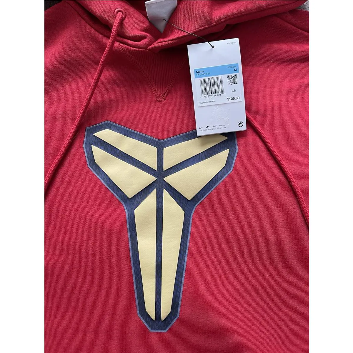 Nike clothing - Red Gold (UPC: 0197596147261) 1