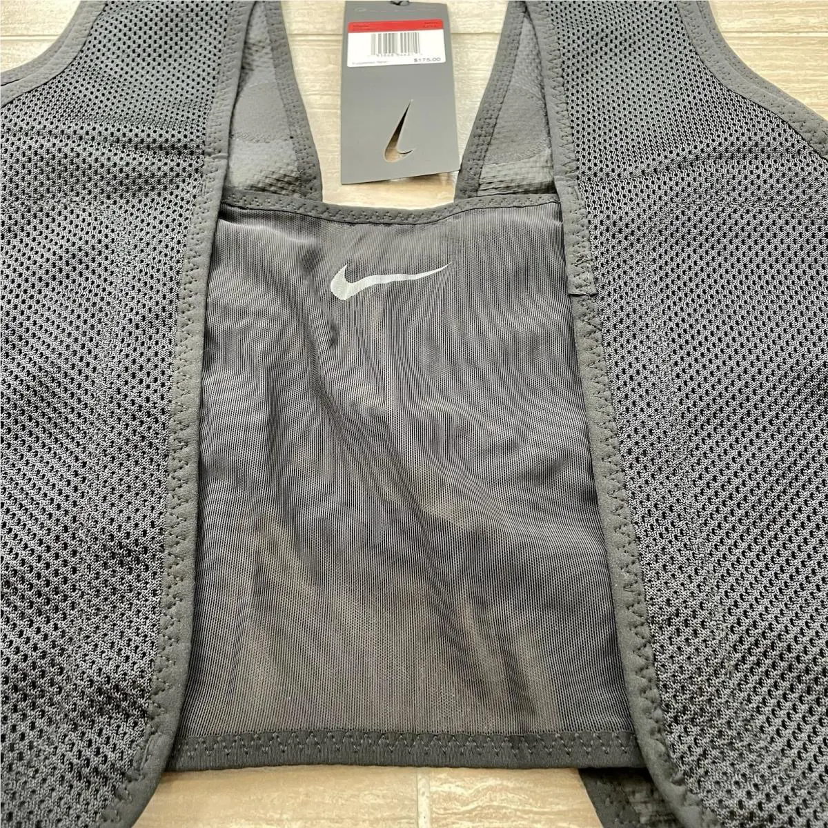 Nike clothing - Nike ISPA Tech Tactical Running Vest - DV1146-010 - Black 5