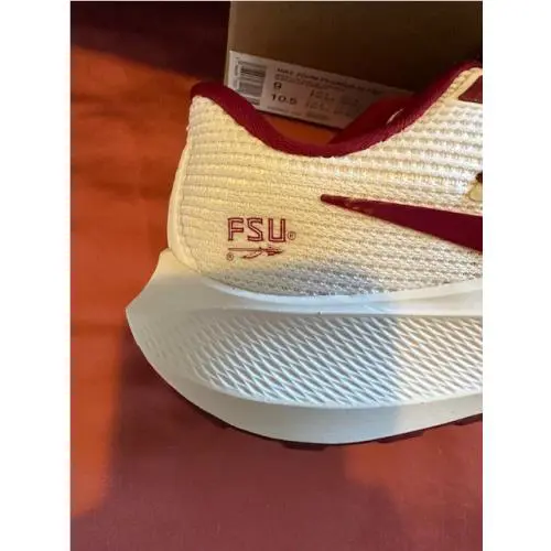 Nike shoes - White 2
