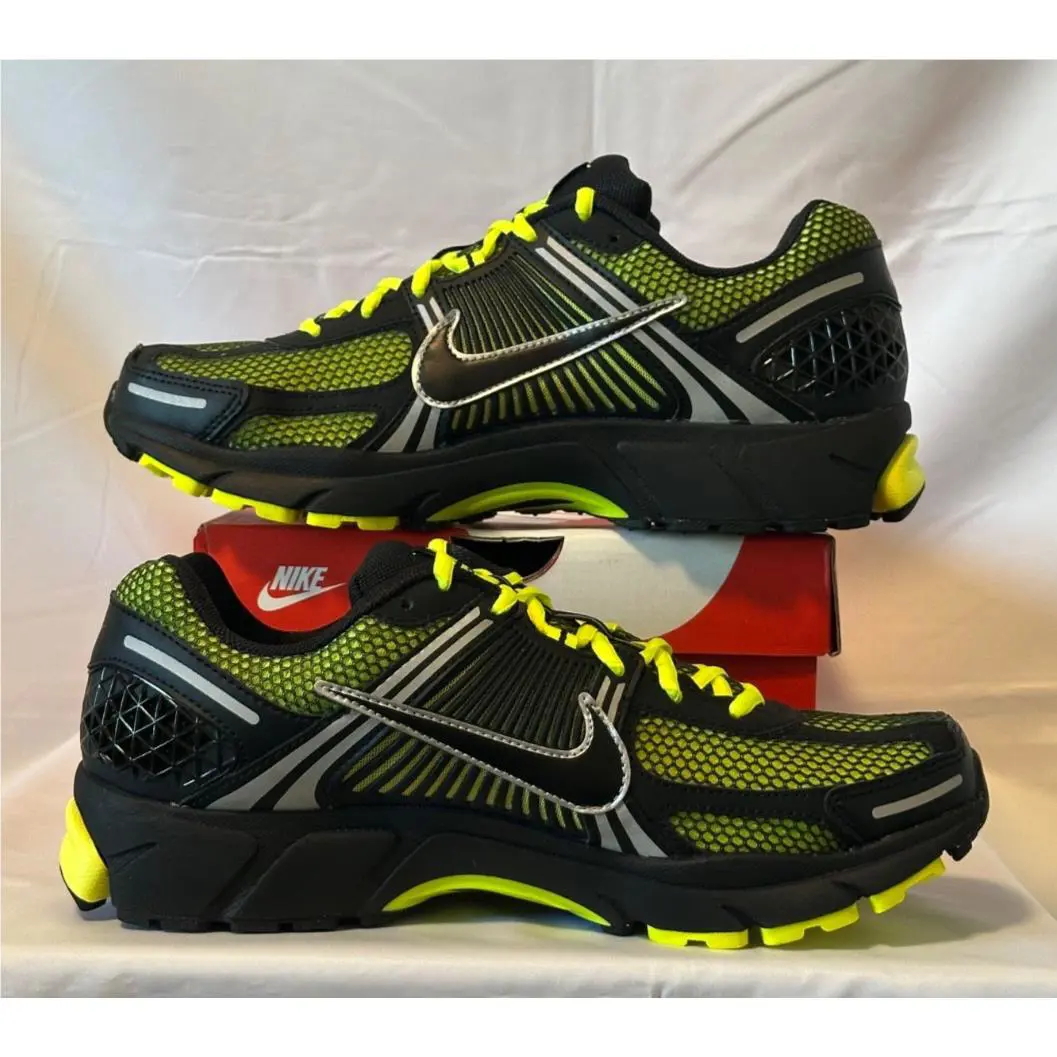 Nike shoes - FB9149702 - FB9149-702 - Lemon Venom/Black 0