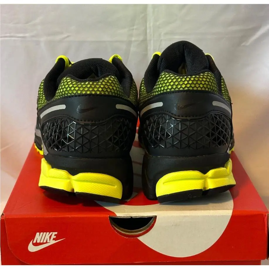 Nike shoes - FB9149702 - FB9149-702 - Lemon Venom/Black 2