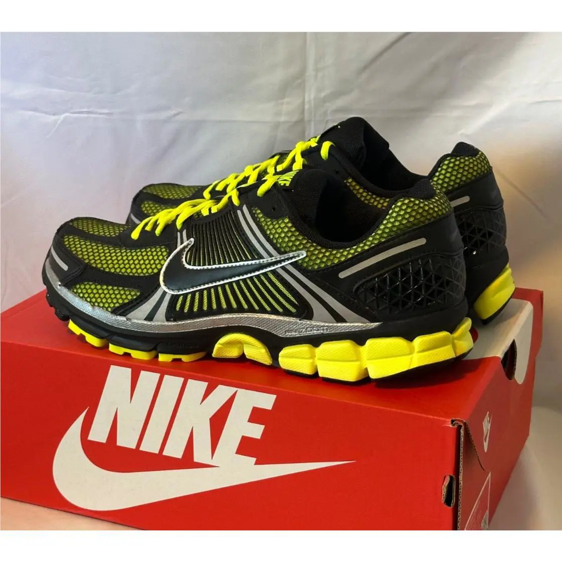Nike shoes - FB9149702 - FB9149-702 - Lemon Venom/Black 3