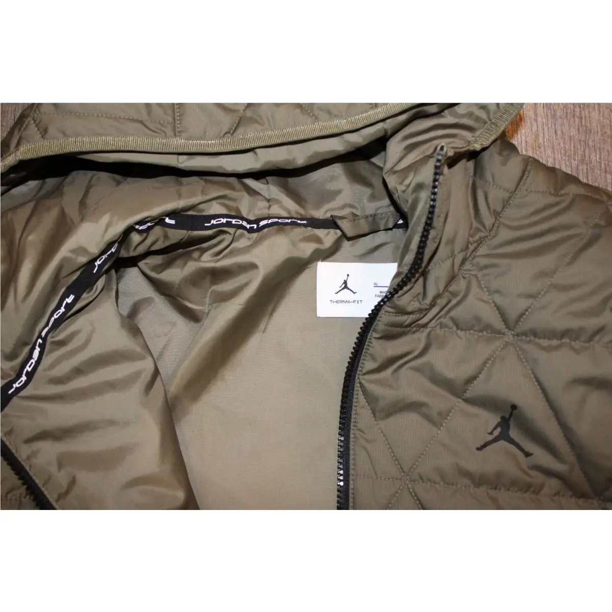 Nike clothing - Green 3