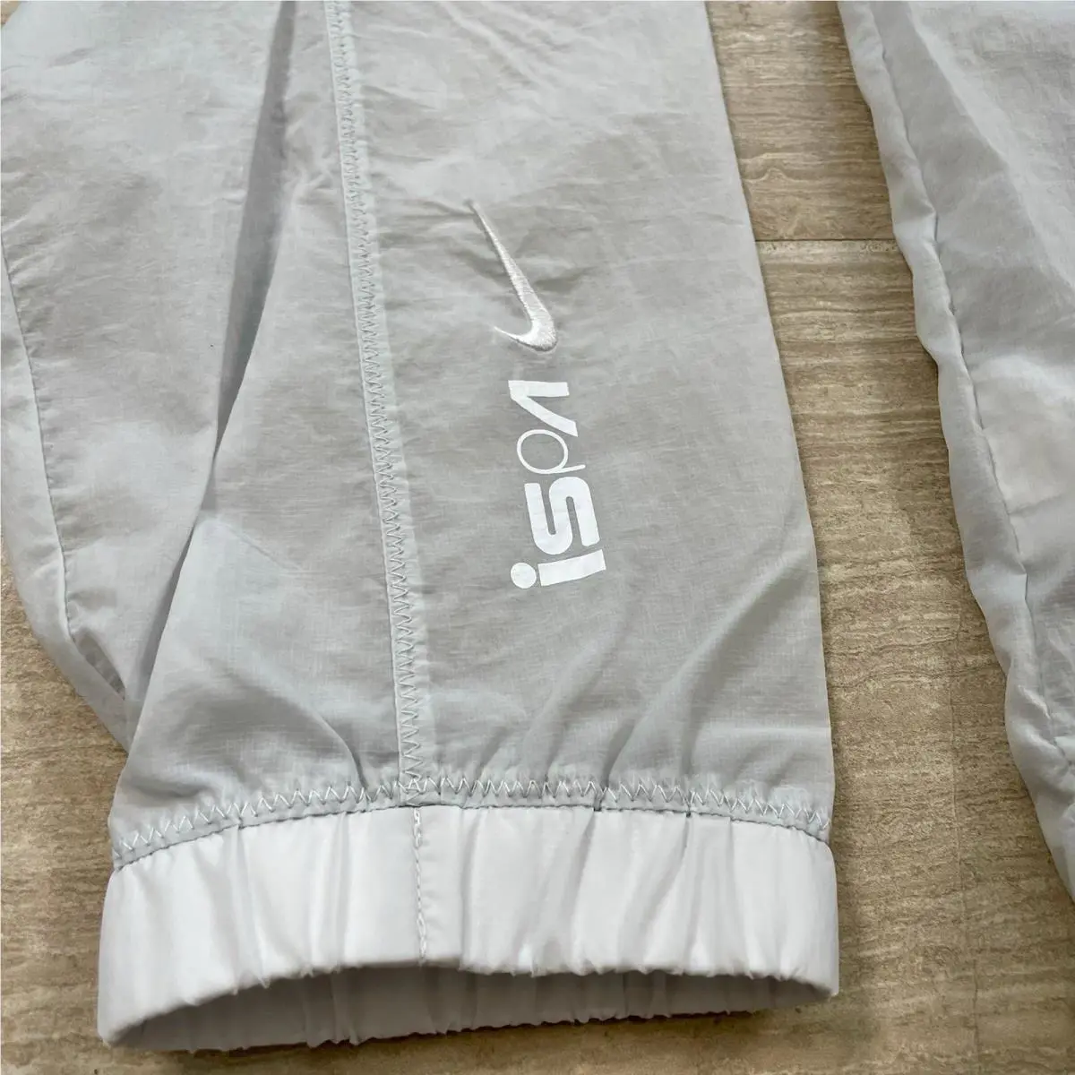 Nike clothing - Nike ISPA Metamorph - ISPA Metamorph - FJ7242-025 - White 9