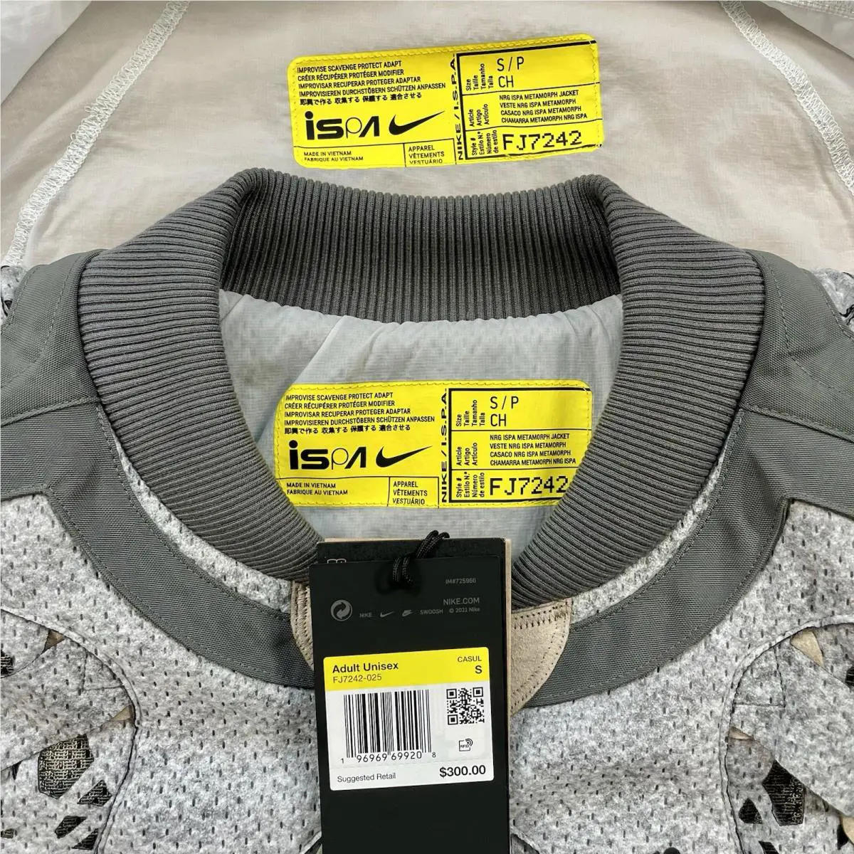 Nike clothing - Nike ISPA Metamorph - ISPA Metamorph - FJ7242-025 - White 20