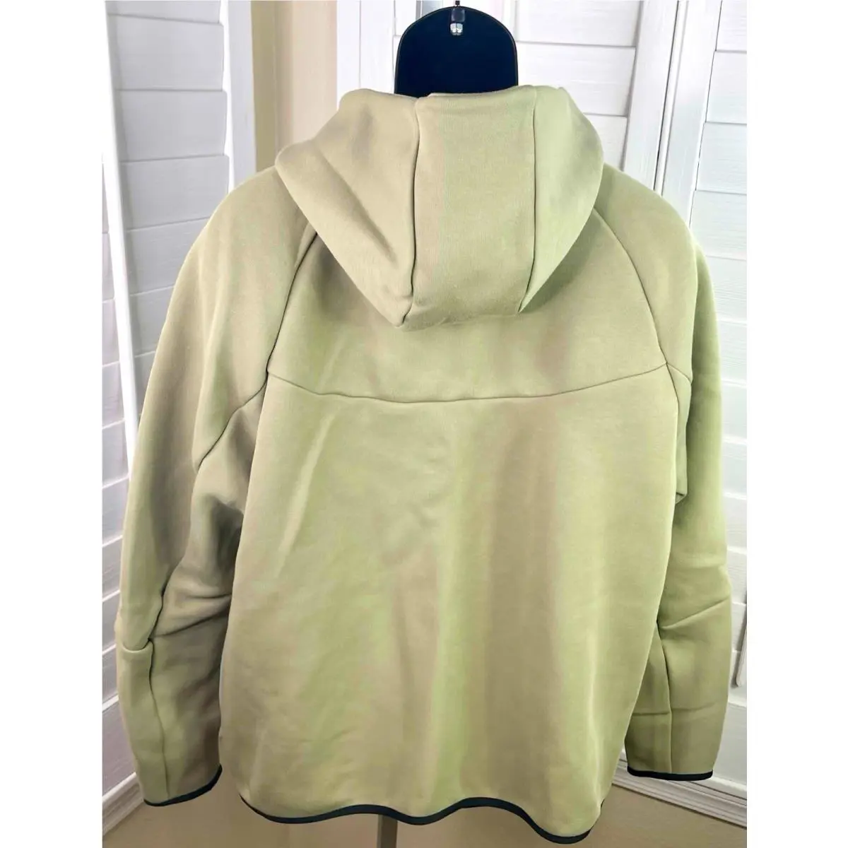 Nike clothing - HV0949-277 - HV0949-277 - Neutral Olive (UPC: 197602890556) 2