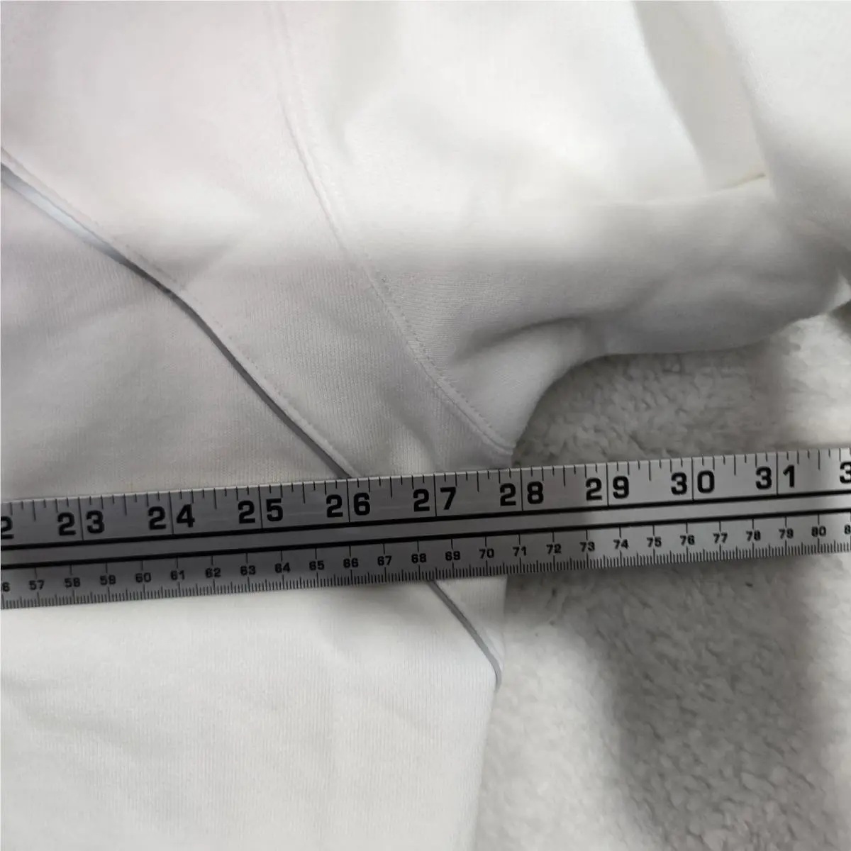 Nike clothing - White 3