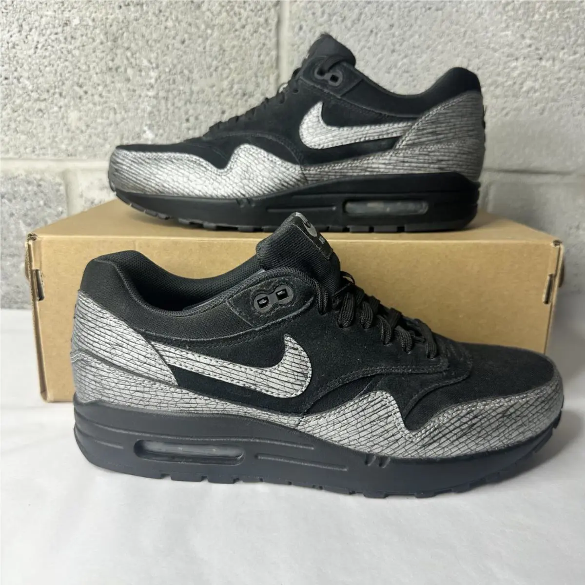 Nike shoes - Nike Air Max Trainer - Air Max Trainer - 454746-005 - Black 0