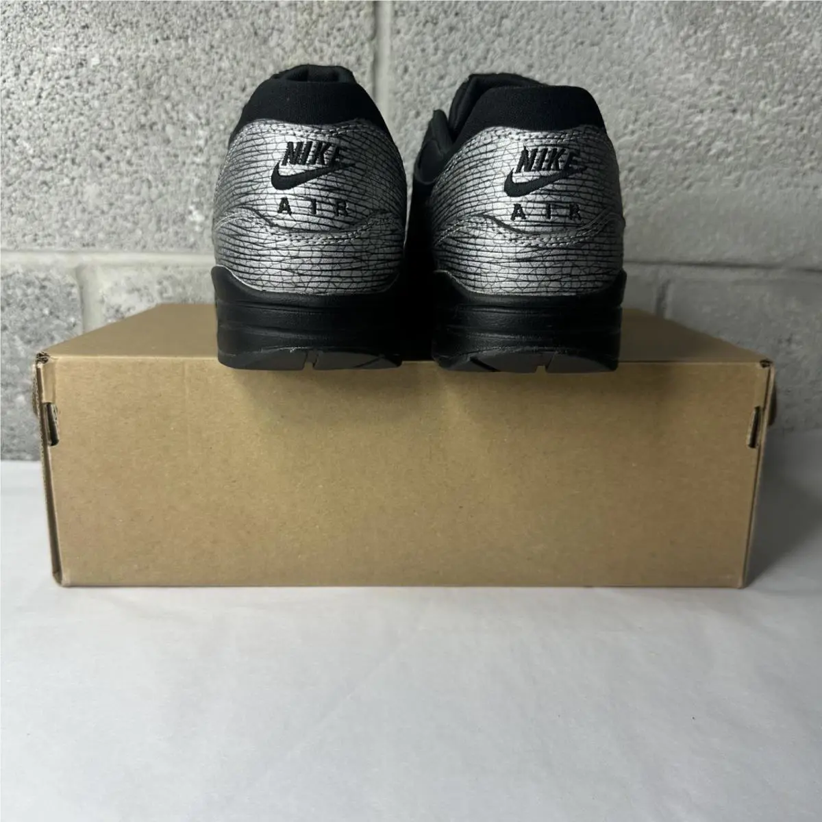 Nike shoes - Nike Air Max Trainer - Air Max Trainer - 454746-005 - Black 2