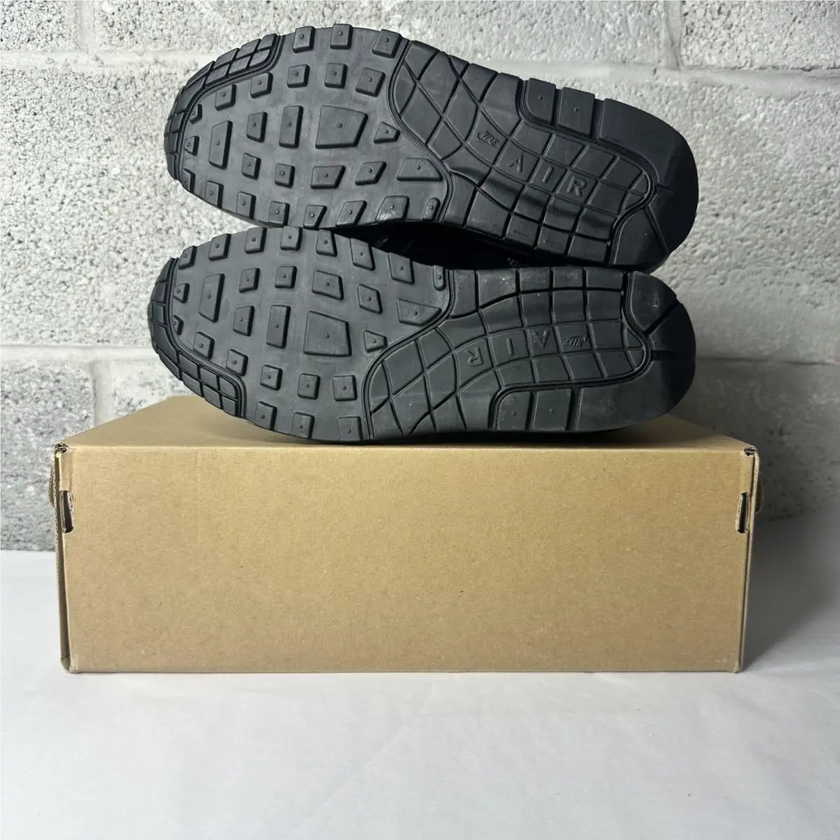 Nike shoes - Nike Air Max Trainer - Air Max Trainer - 454746-005 - Black 3