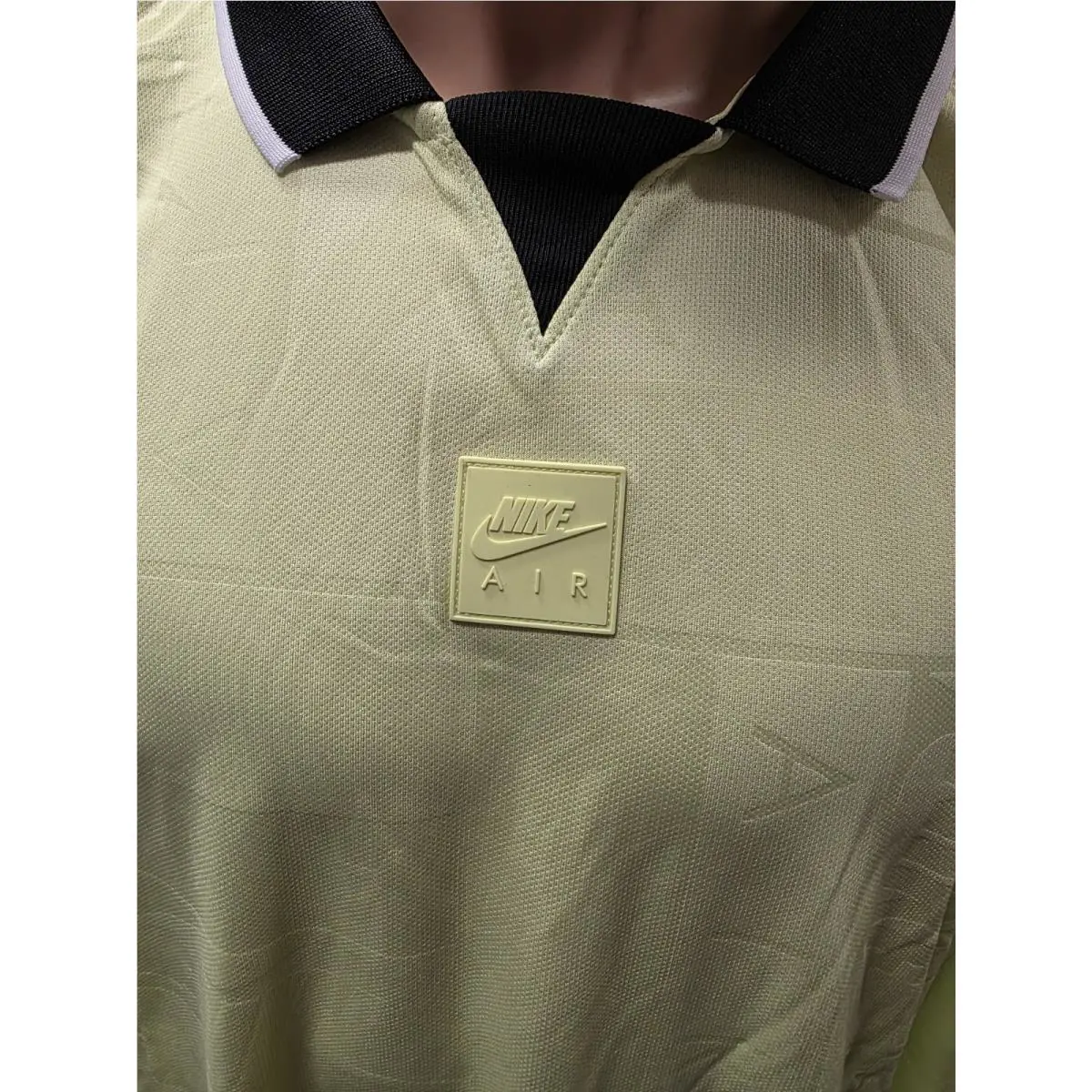 Nike clothing - Nike Dri-Fit - Yellow (UPC: 197860035461) 0
