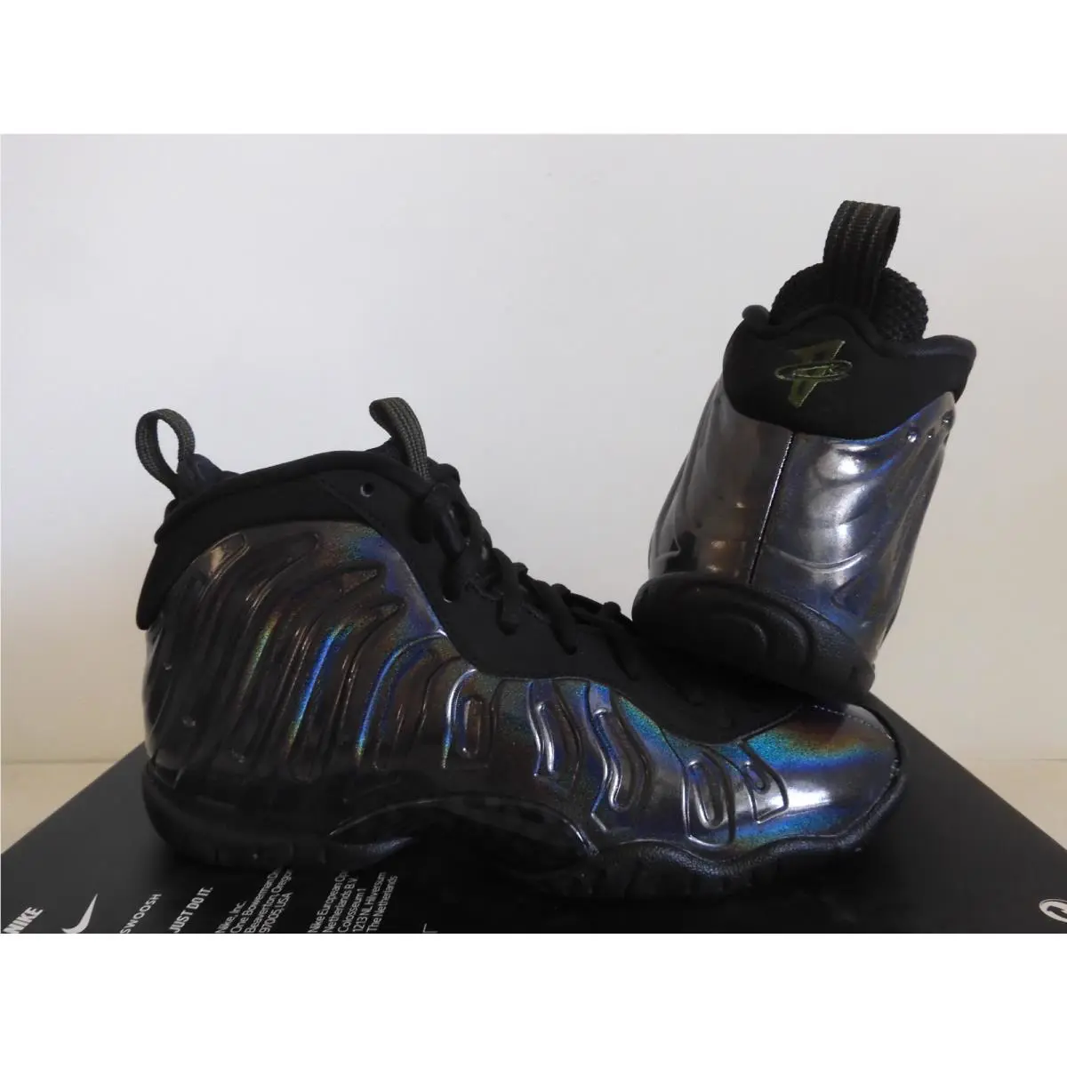 Nike shoes - Nike Foamposite One and Pro - Green (UPC: 091206686839) 1