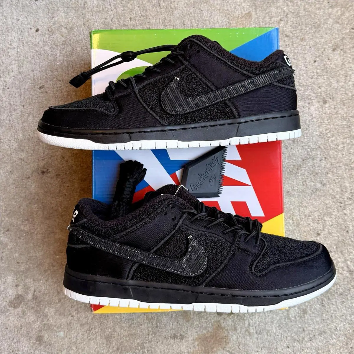 Nike shoes - Nike Dunk SB - Dunk - DH7756-010 - Black (UPC: 0195869597409) 0