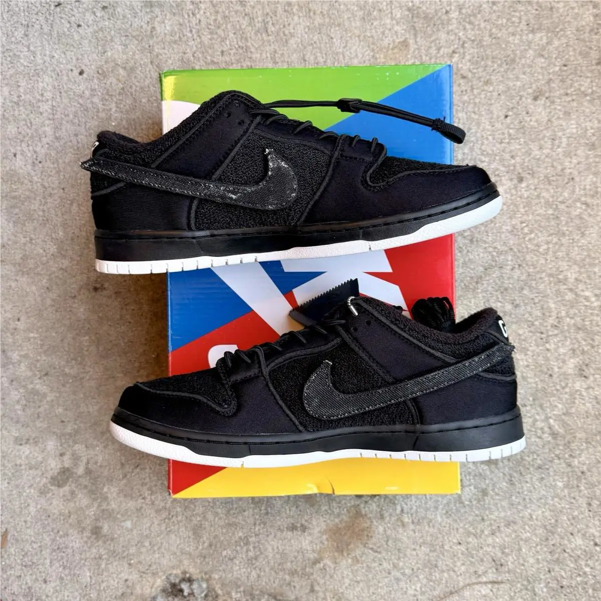 Nike shoes - Nike Dunk SB - Dunk - DH7756-010 - Black (UPC: 0195869597409) 1