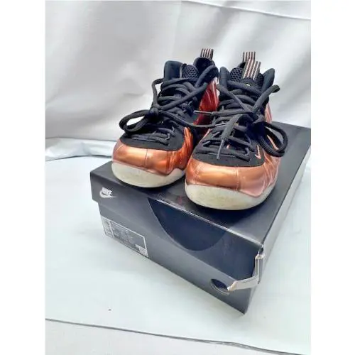 Nike Air Foampsoite One- Black Metallic Copper-size 8