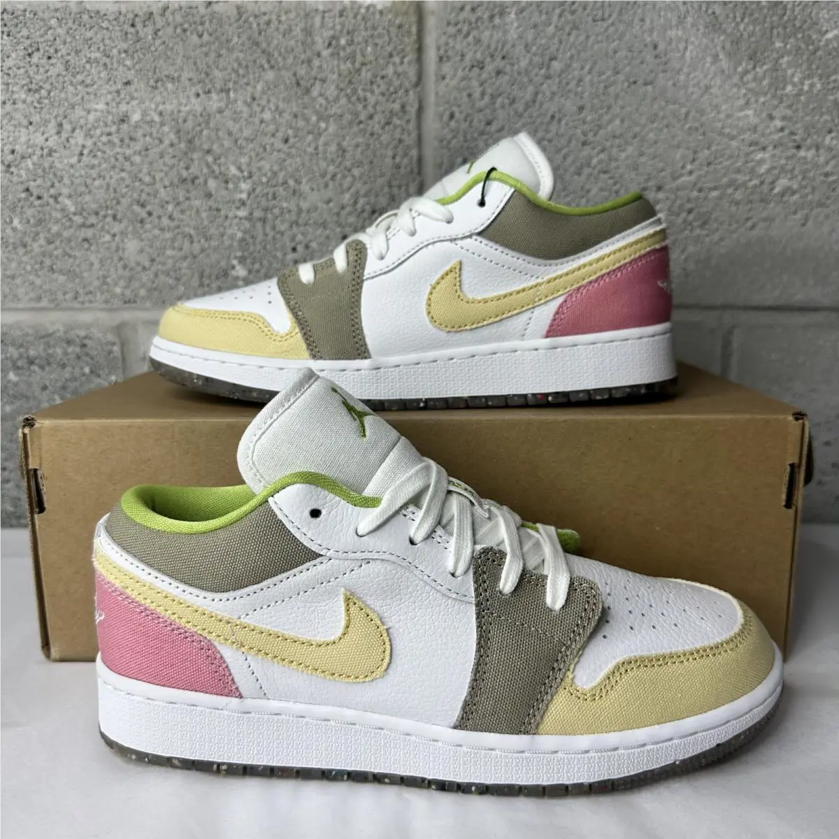 Nike shoes - Air Jordan 1 Low SE - DJ0341-100 - Multicolor 0